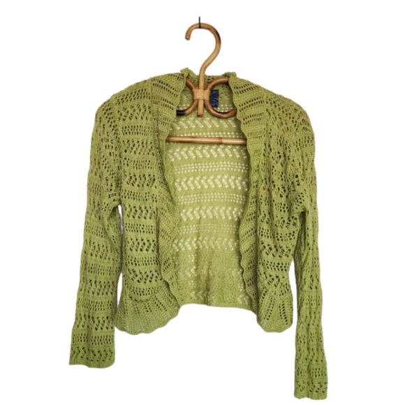 Sweaters - vintage lime Green crochet top